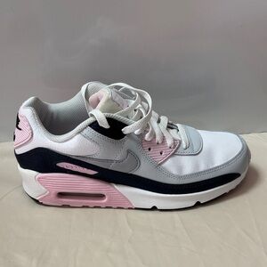 Authentic Nike  Air Max Women's Pink, White, and Gray Sneakers size 5.5